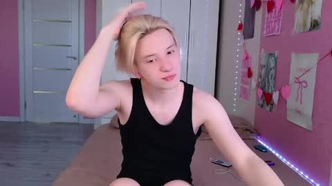 Ron online show from May 2026 05:12:02 AM