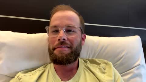 Snapshot of ronald2774 chatting on April 2026 11:05:01 PM ronald2774 online show from April 2026 11:05:01 PM