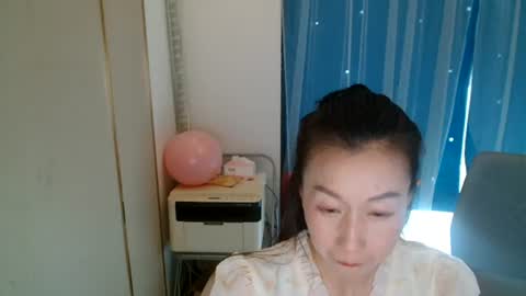Snapshot of rongrong0329 chatting on July 2026 07:23:02 AM sui sui online show from July 2026 07:23:02 AM