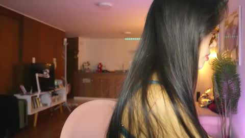 Roni online show from March 2026 04:05:02 AM