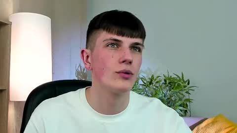 Rony online show from March 2026 08:26:01 PM