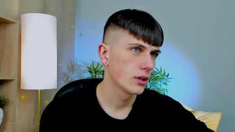 Rony online show from March 2026 07:42:01 PM