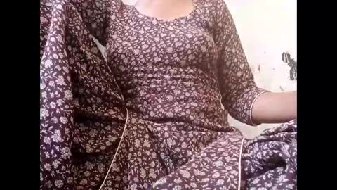 Snapshot of roop_sexy642 chatting on March 2026 05:13:01 AM roop_sexy642 online show from March 2026 05:13:01 AM