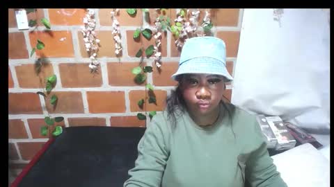 Snapshot of roos_veyker chatting on October 2025 04:39:01 PM roos_veyker online show from October 2025 04:39:01 PM