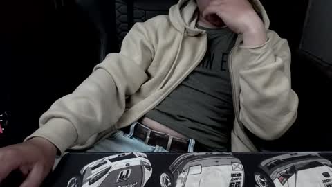 roquet8672 online show from April 2026 01:36:02 AM