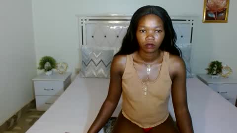 Rorenah online show from May 2026 06:38:02 PM