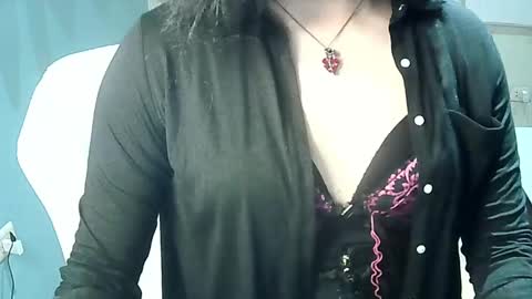 Snapshot of rosabells chatting on October 2025 03:53:01 AM Rosa online show from October 2025 03:53:01 AM