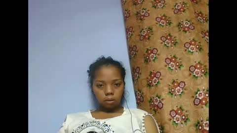 rosah225127 online show from May 2026 05:10:02 PM