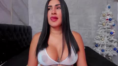 ROSALIA insta rosalia 10hoot online show from January 2026 07:28:01 PM