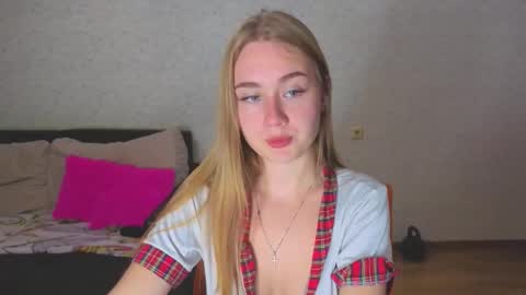 Snapshot of rosalina0230 chatting on October 2025 03:20:02 PM rosalina online show from October 2025 03:20:02 PM