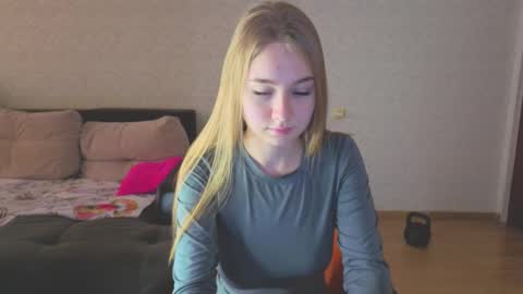 Snapshot of rosalina0230 chatting on November 2025 07:14:02 AM rosalina online show from November 2025 07:14:02 AM