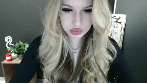 Rosalina online show from May 2026 09:59:01 AM