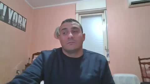 Snapshot of rosario1212 chatting on February 2025 10:13:01 PM Rosario online show from February 2025 10:13:01 PM