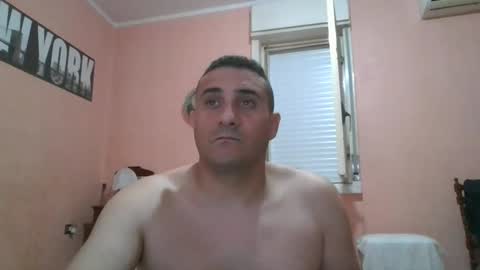 Snapshot of rosario1212 chatting on October 2025 12:55:02 AM Rosario online show from October 2025 12:55:02 AM