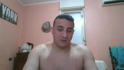 Snapshot of rosario1212 chatting on January 2026 12:04:02 AM Rosario online show from January 2026 12:04:02 AM