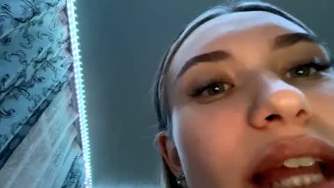 Megan online show from March 2026 03:18:01 PM