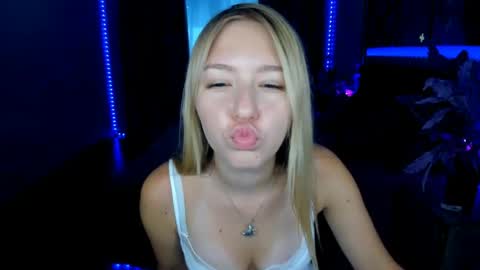 RosaRising online show from June 2026 09:09:01 AM