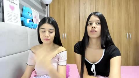 Rose y Miah online show from May 2026 02:49:01 AM