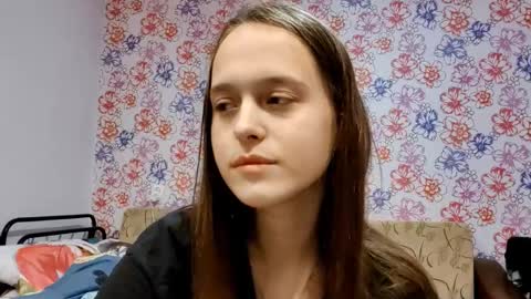 Snapshot of roseannehensle chatting on November 2025 05:19:02 AM Sophie online show from November 2025 05:19:02 AM