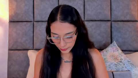 roseaurora online show from May 2026 10:34:02 AM