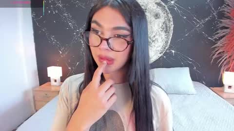 Rose online show from December 2025 02:01:02 PM