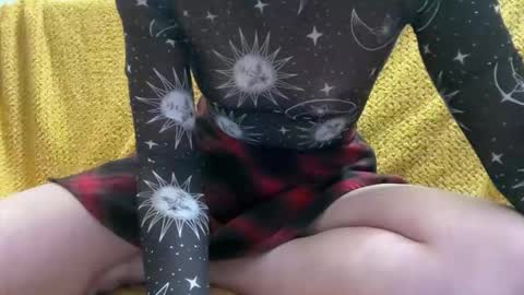 Snapshot of rosecroixx chatting on February 2026 08:16:02 PM rosecroixx online show from February 2026 08:16:02 PM