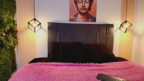 Rosee online show from December 2025 11:39:02 AM