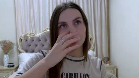 Rose Hubbard online show from January 2025 05:08:01 AM