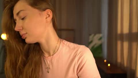 Snapshot of rosellegaeta chatting on October 2025 04:16:02 AM Elsa online show from October 2025 04:16:02 AM