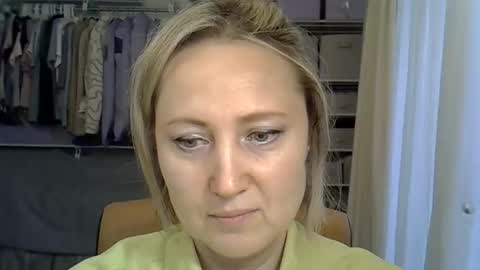 rosemeonce online show from May 2026 04:37:02 PM