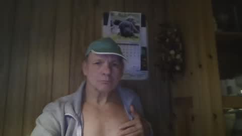 Snapshot of roses2u1958 chatting on February 2025 07:51:02 AM roses2u1958 online show from February 2025 07:51:02 AM