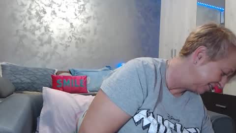 Lovepinklilly online show from February 2026 06:28:01 PM