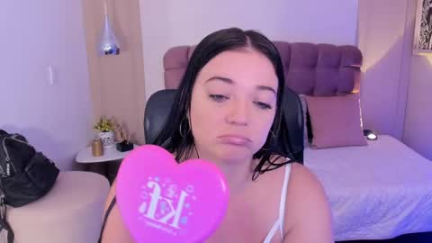 Snapshot of rosetaylorla chatting on May 2026 02:02:01 PM Rose Taylor online show from May 2026 02:02:01 PM