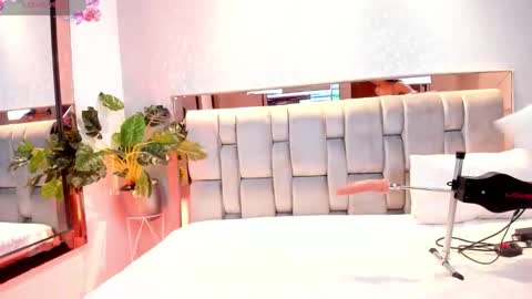 Snapshot of rosetemple chatting on September 2025 05:19:02 AM Rose online show from September 2025 05:19:02 AM