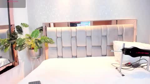 Snapshot of rosetemple chatting on October 2025 04:48:02 AM Rose online show from October 2025 04:48:02 AM