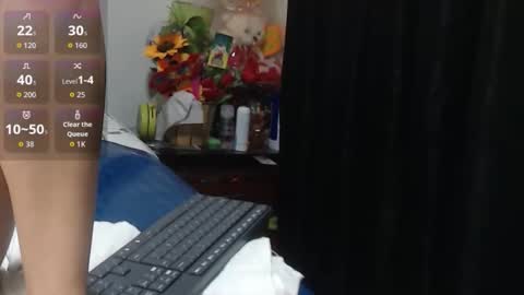 Snapshot of roshy_multisquirt chatting on December 2025 02:37:02 PM roshy online show from December 2025 02:37:02 PM