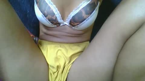 rosia685234 online show from March 2026 01:06:01 PM