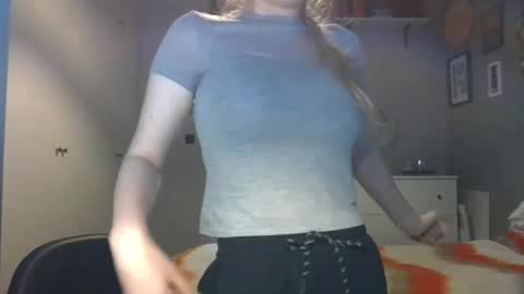 Snapshot of rosie_june chatting on March 2026 07:57:02 AM Rosie online show from March 2026 07:57:02 AM