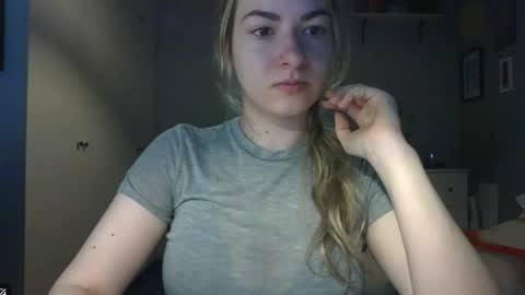 Snapshot of rosie_june chatting on March 2026 07:47:02 AM Rosie online show from March 2026 07:47:02 AM