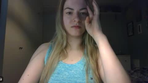 Snapshot of rosie_june chatting on April 2026 06:41:02 AM Rosie online show from April 2026 06:41:02 AM