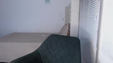 rosiehw online show from November 2025 04:33:02 AM