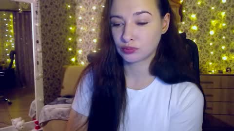 Snapshot of rosierosa chatting on November 2025 04:13:01 AM Rosie is waiting for YOU online show from November 2025 04:13:01 AM