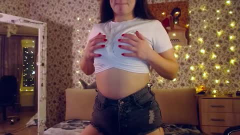 Snapshot of rosierosa chatting on November 2025 04:44:01 AM Rosie is waiting for YOU online show from November 2025 04:44:01 AM