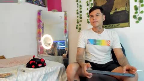 Snapshot of rosse_dredd chatting on September 2025 03:06:02 AM Anal for the first time 40000tks online show from September 2025 03:06:02 AM