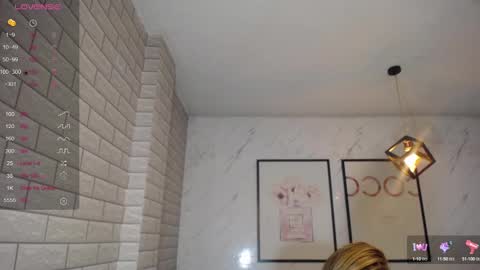 Snapshot of rosse_jeane_v chatting on February 2025 01:10:02 PM rosse jeane v online show from February 2025 01:10:02 PM