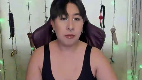ROSSE DEMOND  online show from May 2026 06:02:01 PM