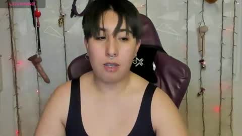 ROSSE DEMOND  online show from May 2026 09:11:02 PM