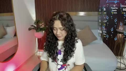 rossie_lanie_ online show from May 2026 07:52:01 PM