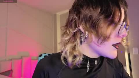 rossiie_hunt_ online show from May 2026 01:30:02 PM