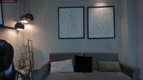 Rossie Rivers online show from February 2026 12:00:01 PM